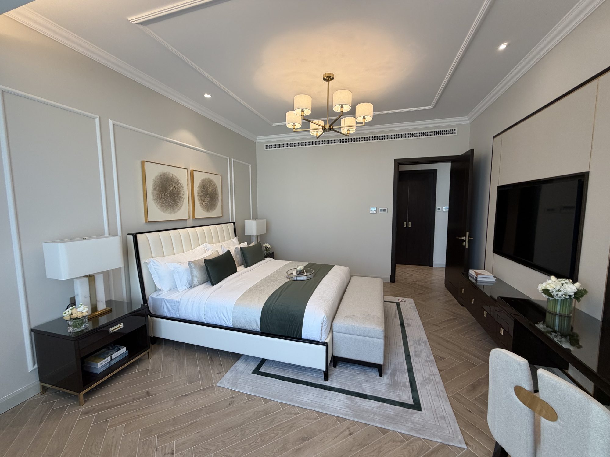 Two Bedroom Apartment with Three Bathrooms