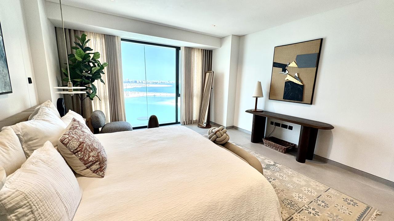One-Bedroom Apartment with Two Bathrooms