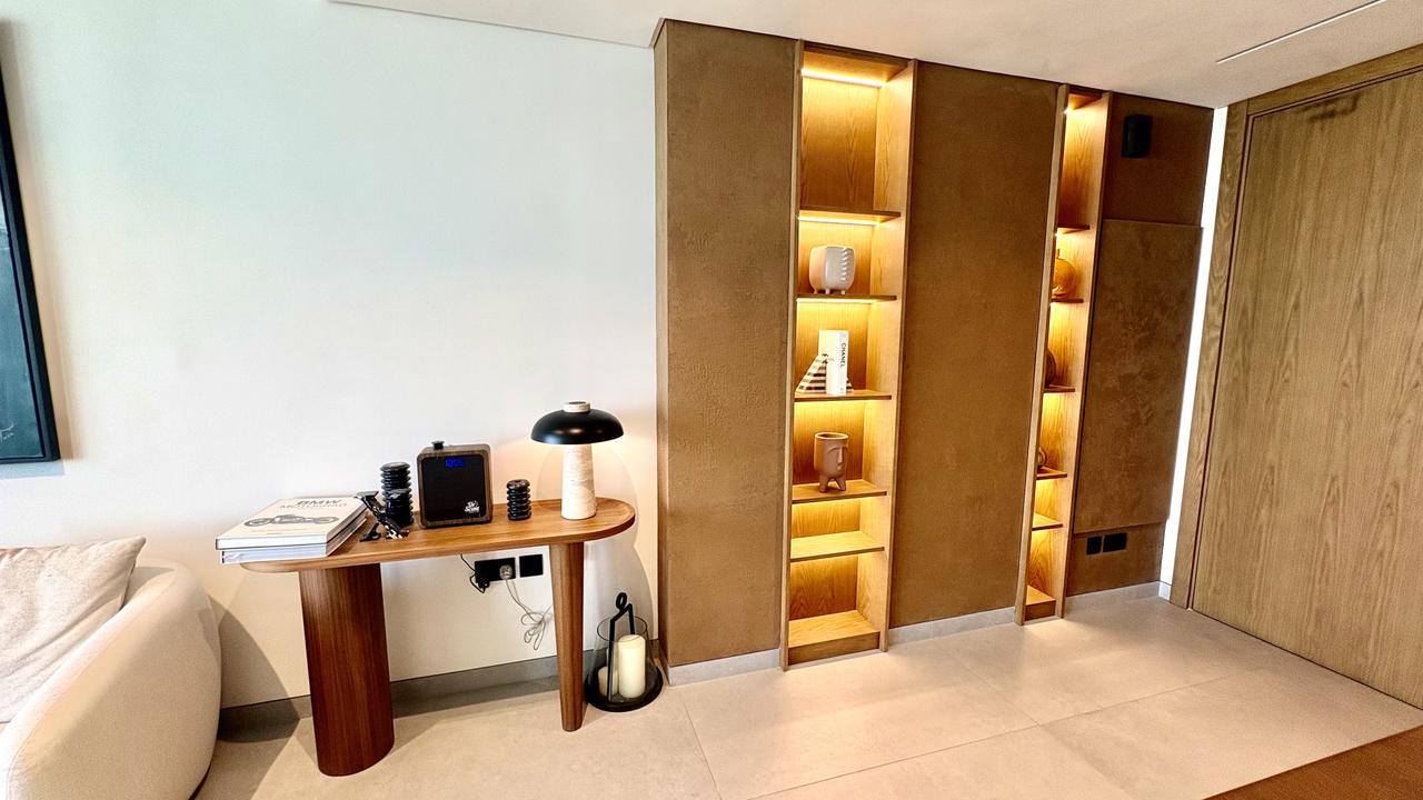 One-Bedroom Apartment with Two Bathrooms