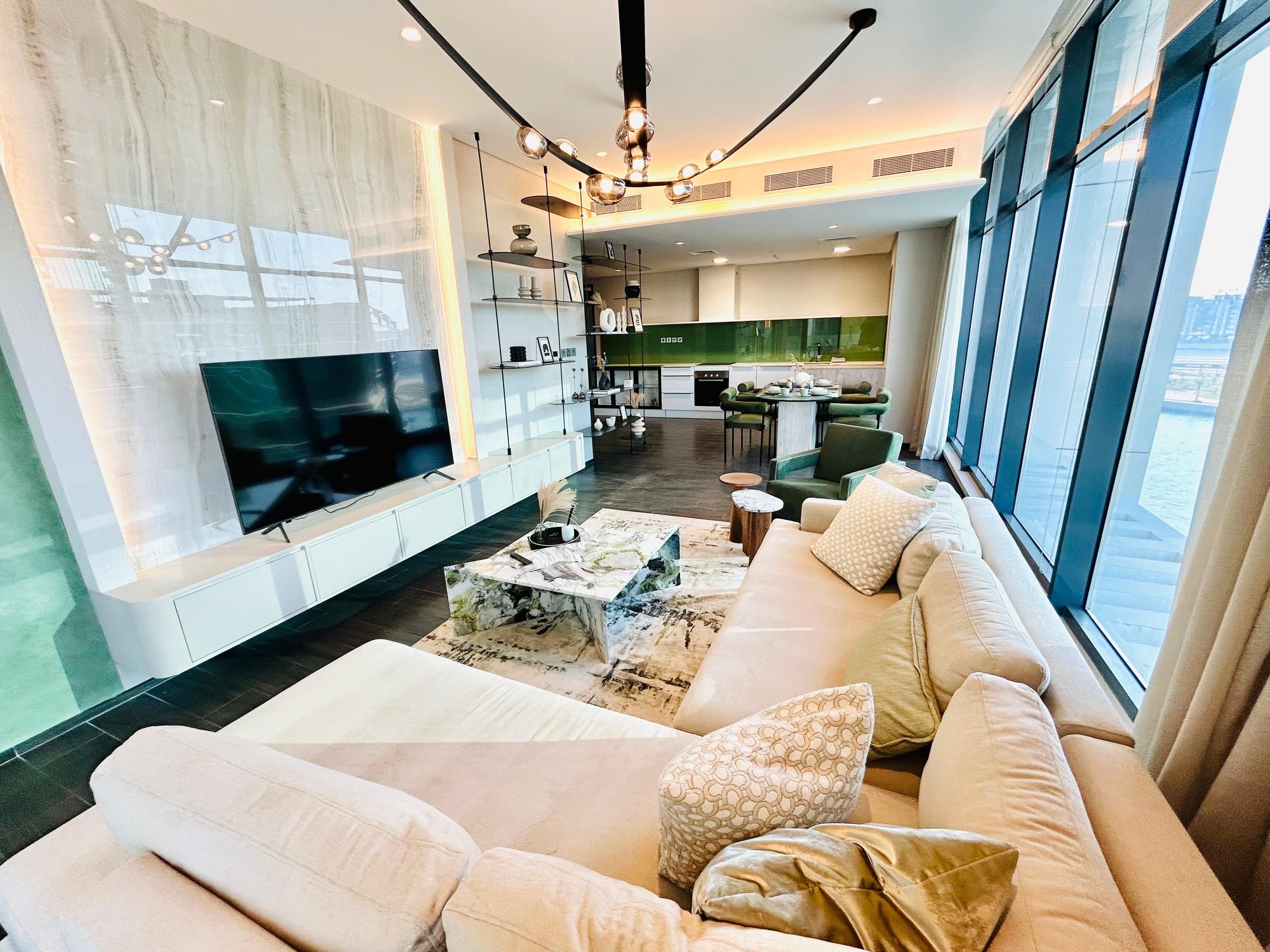Two-Bedroom Apartment with Shared Pool and Gym