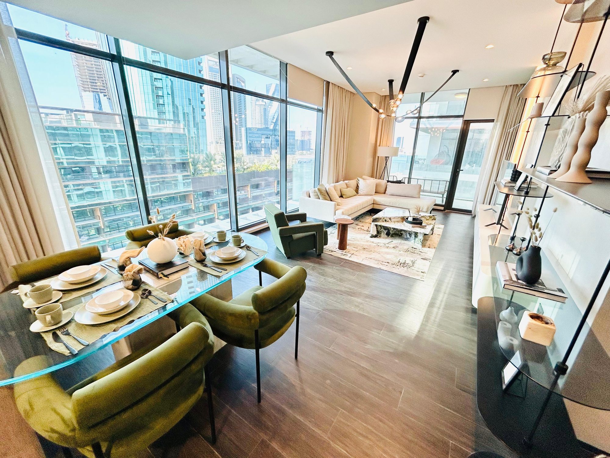 Two-Bedroom Apartment with Shared Pool and Gym