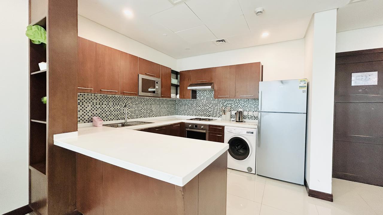 One-Bedroom Apartment with Dual Bathrooms
