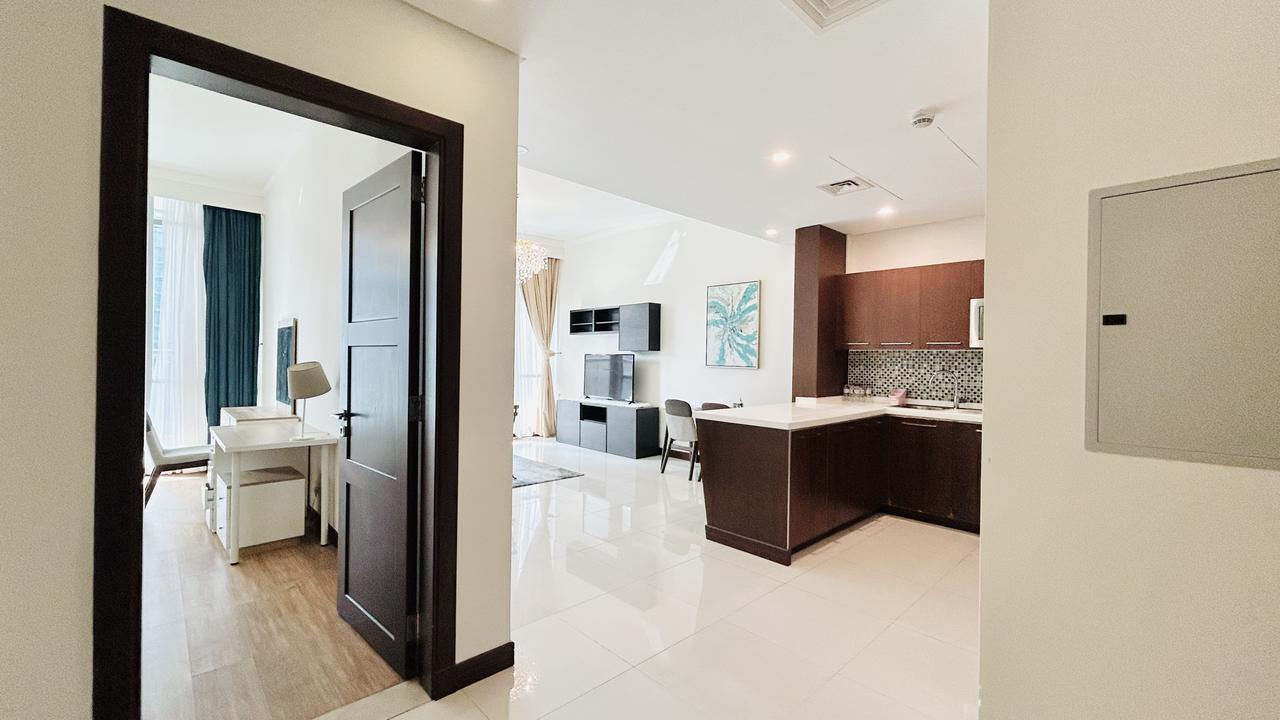 One-Bedroom Apartment with Dual Bathrooms