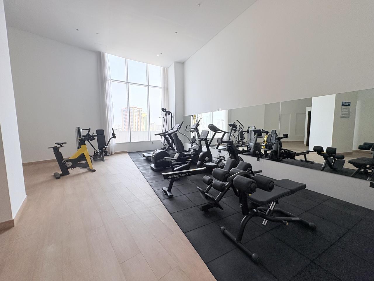 1 Bedroom Apartment with Balcony and Pool