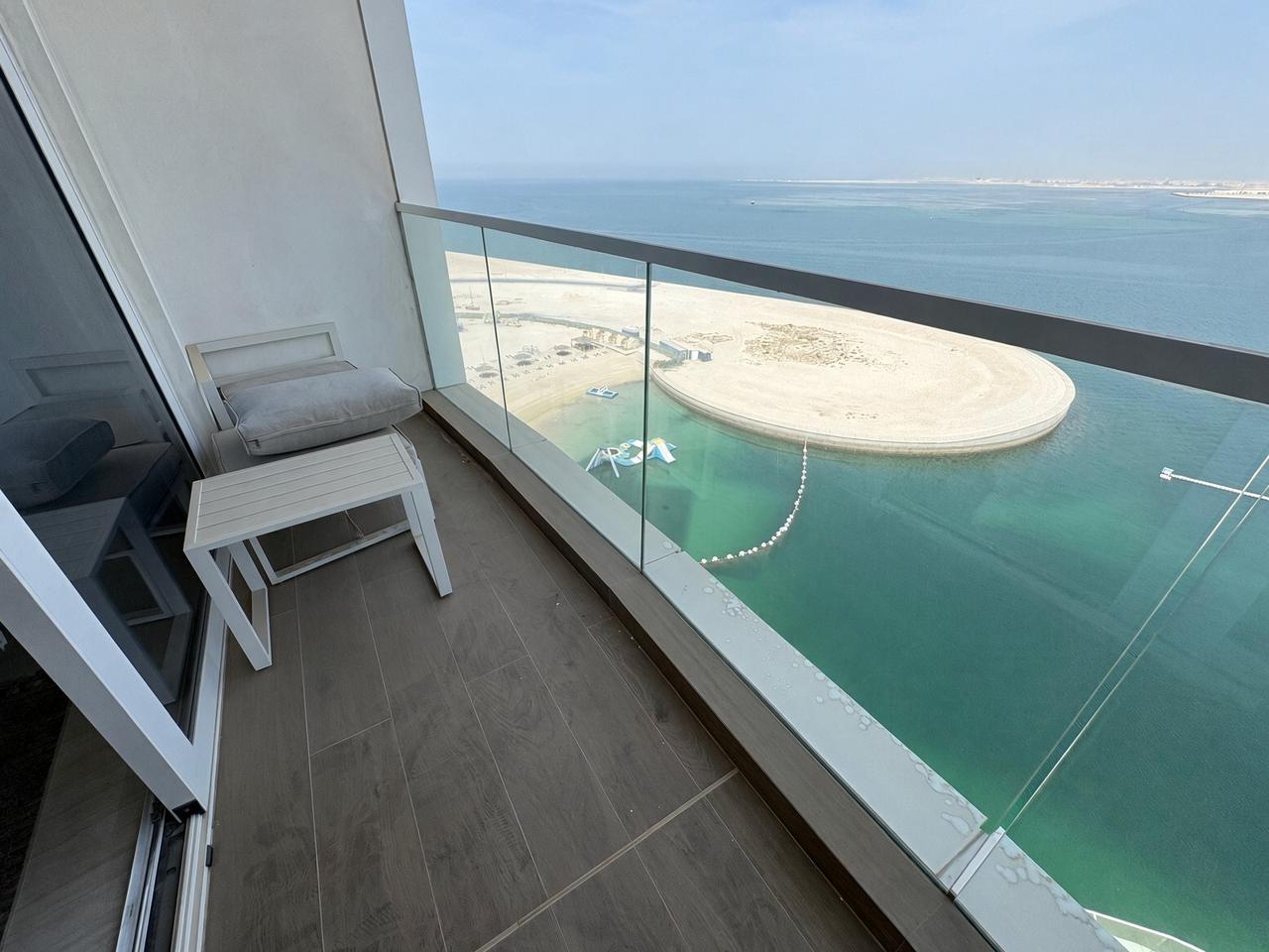 1 Bedroom Apartment with Water View and Balcony