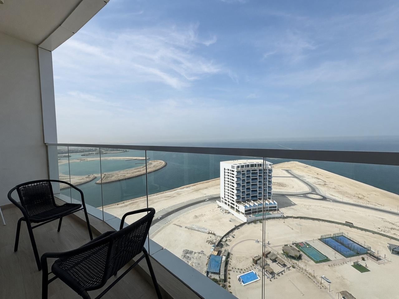 One-Bedroom Apartment with Water Views and Balcony