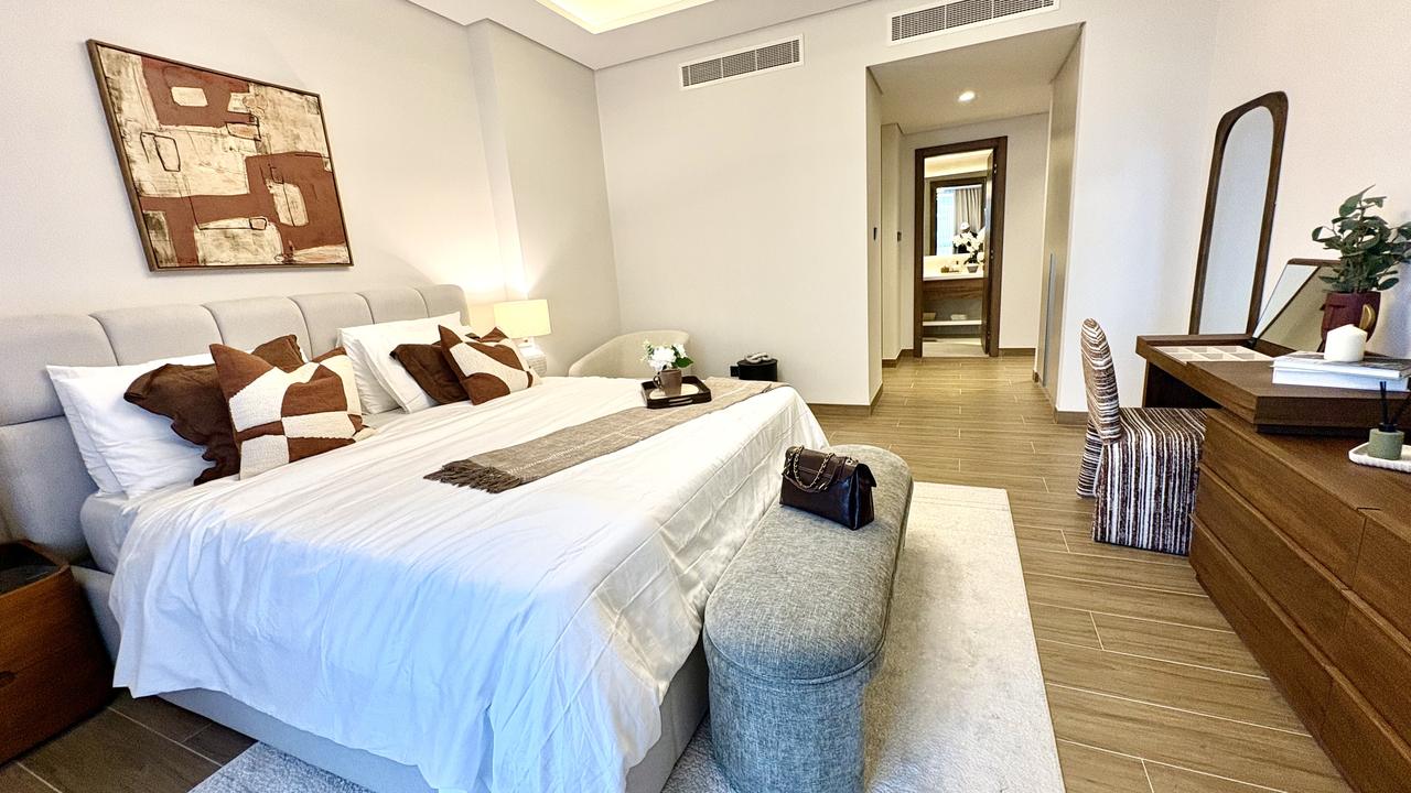 One-Bedroom Apartment with Water Views