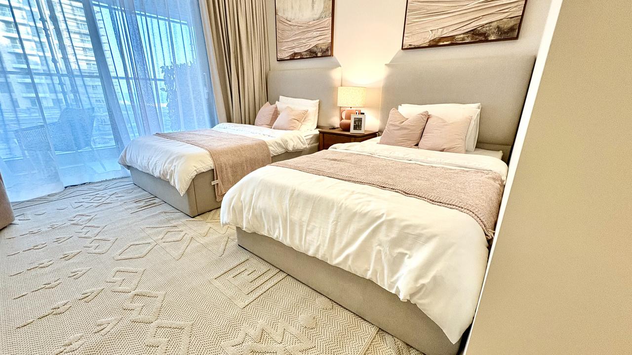 One-Bedroom Apartment with Water Views
