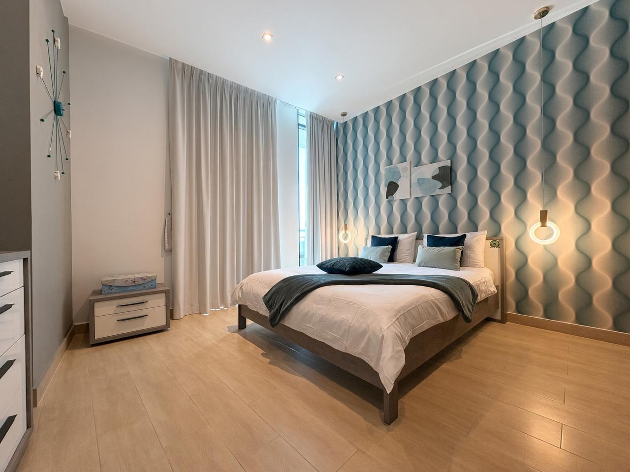 Two-Bedroom Apartment with Water Views and Balcony