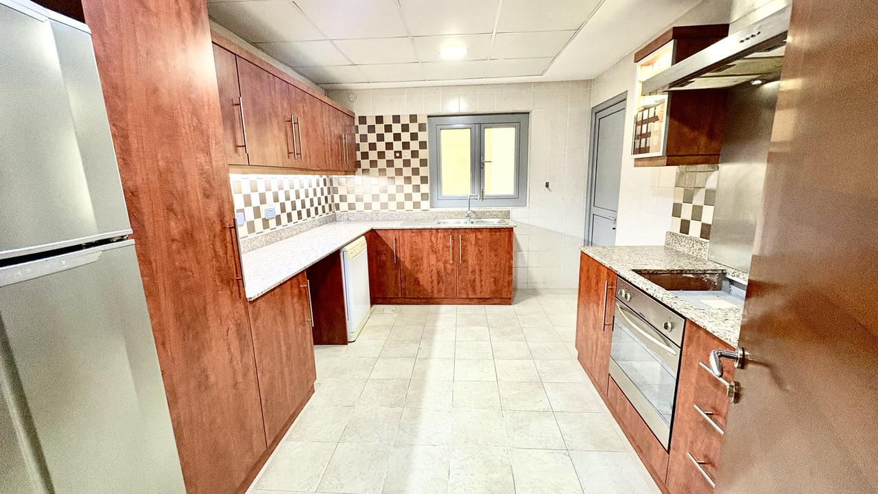 Two-Bedroom Apartment with Pool and Gym