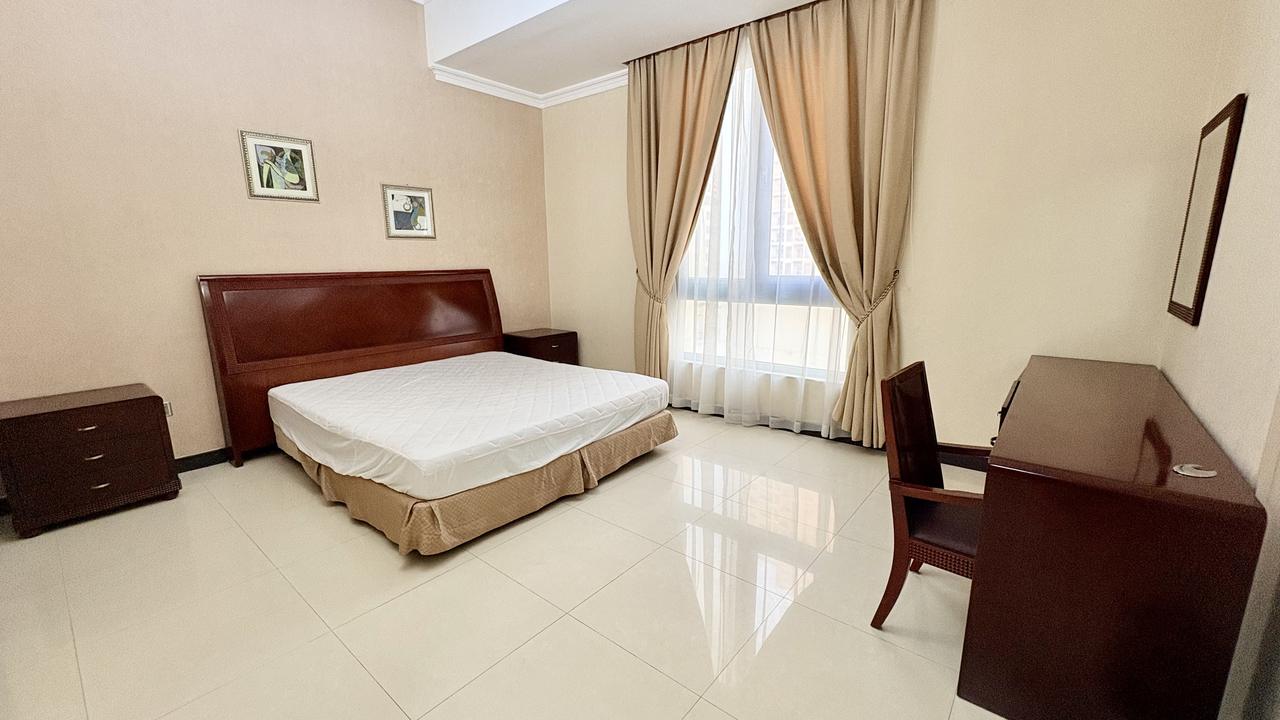 Two-Bedroom Apartment with Pool and Gym