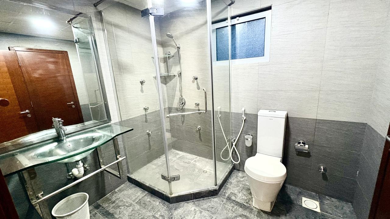 Two-Bedroom Apartment with Pool and Gym