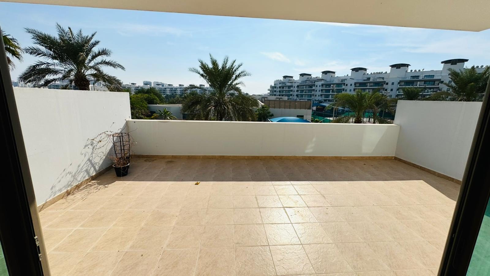 Two Bedroom Apartment with Pool Access