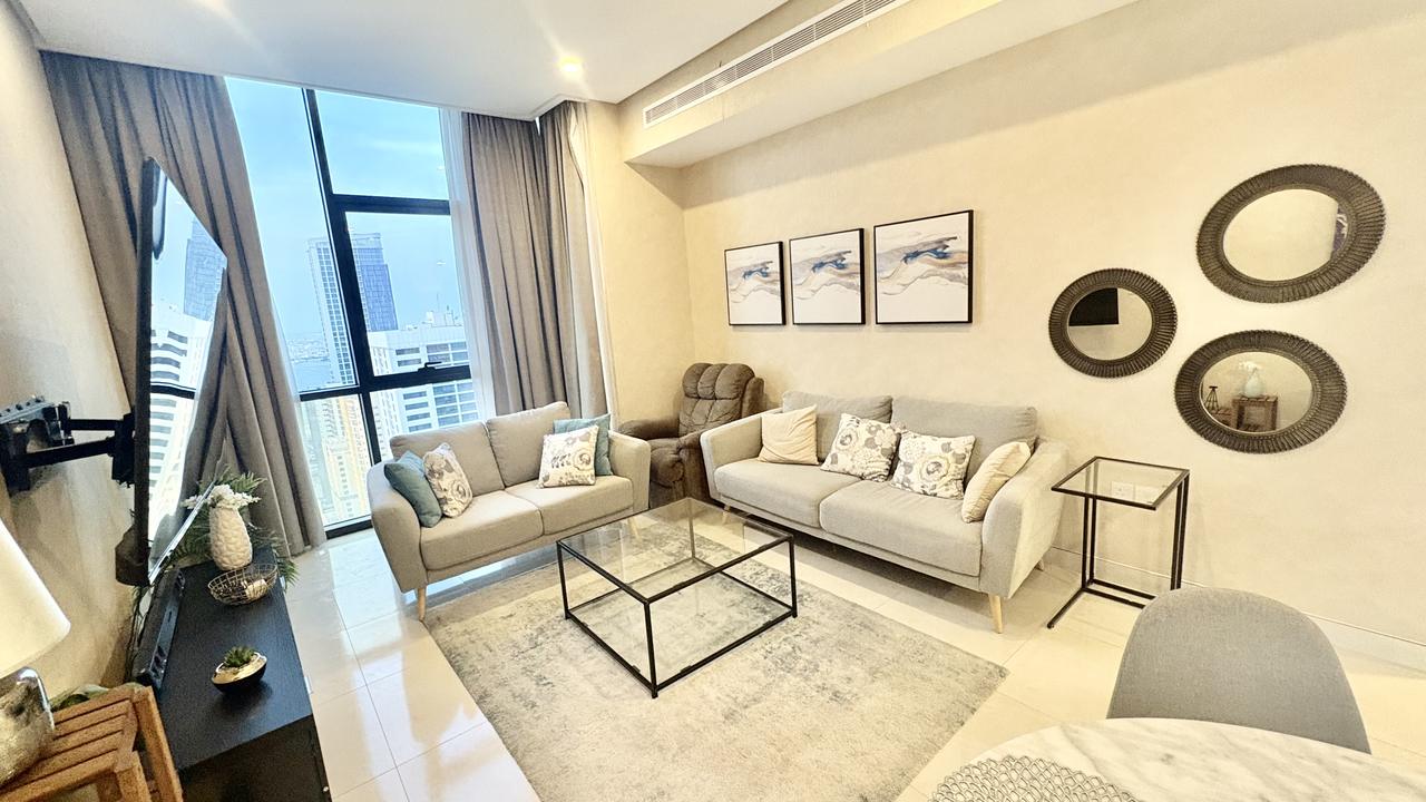Two-Bedroom Apartment with Pool and Gym