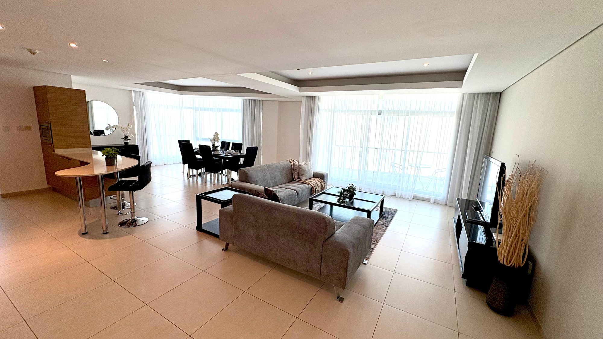 Two Bedroom Apartment with Fitness and Leisure Facilities