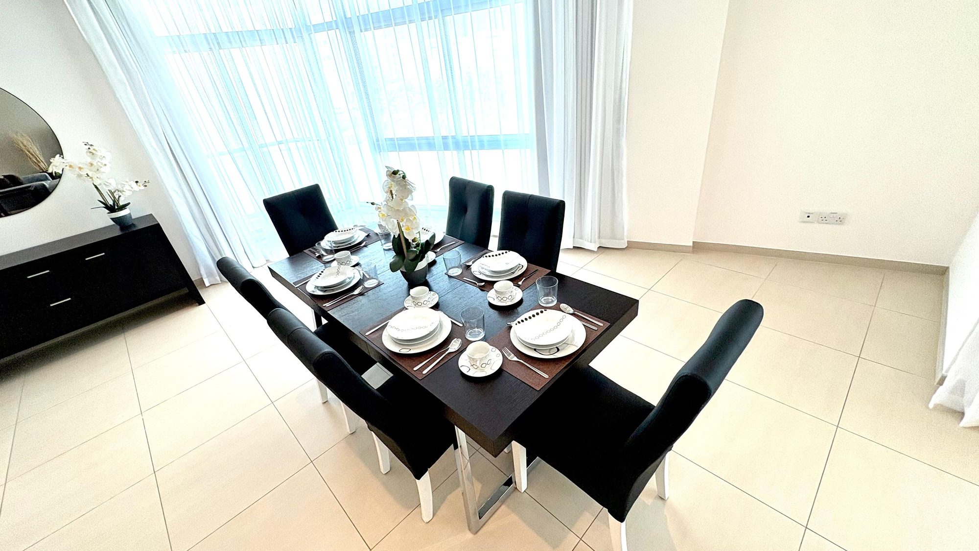 Two Bedroom Apartment with Fitness and Leisure Facilities