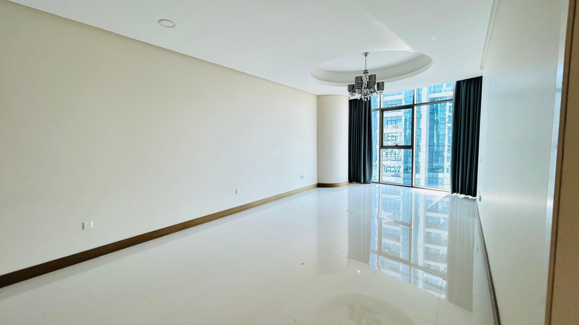 Two Bedroom Apartment with Pool and Gym