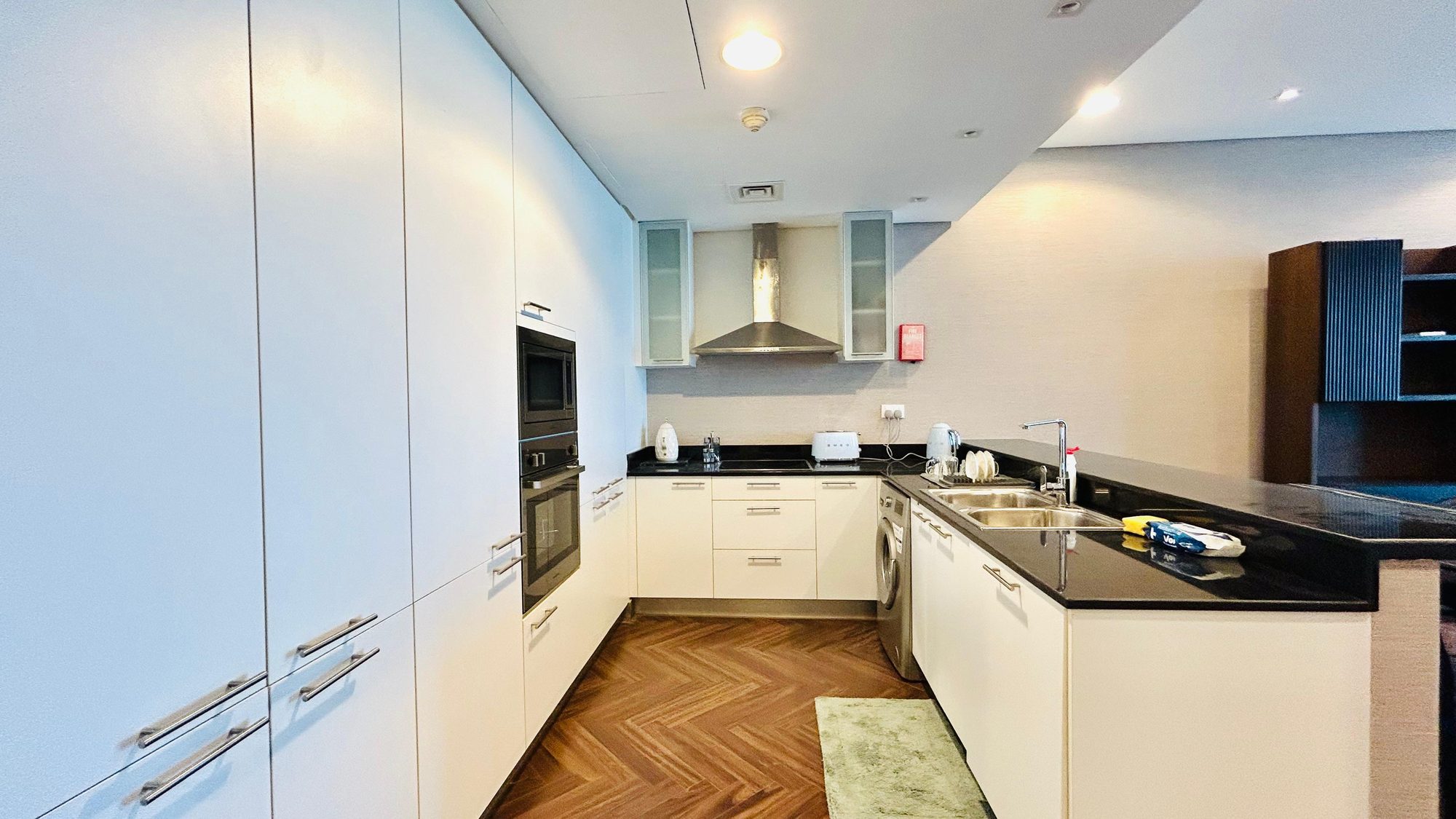 Two-Bedroom Apartment, 158 sqm, Fully Furnished