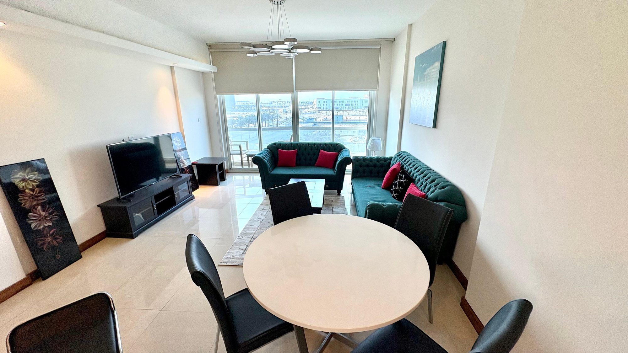 One Bedroom Apartment, 85 sqm, Two Bathrooms