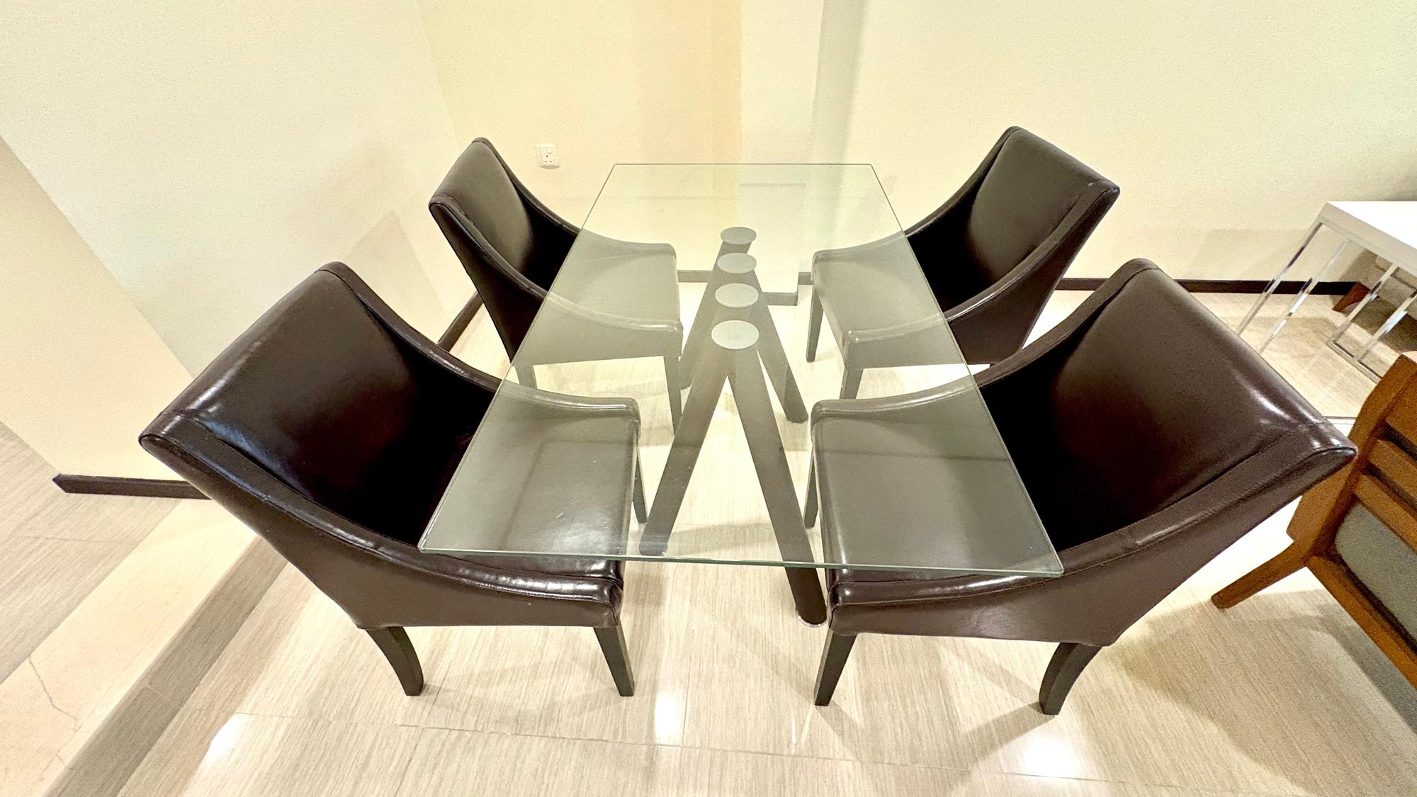 1-Bedroom Apartment with Comprehensive Building Amenities