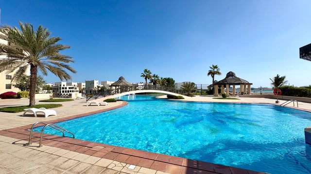 1-Bedroom Apartment with Comprehensive Building Amenities