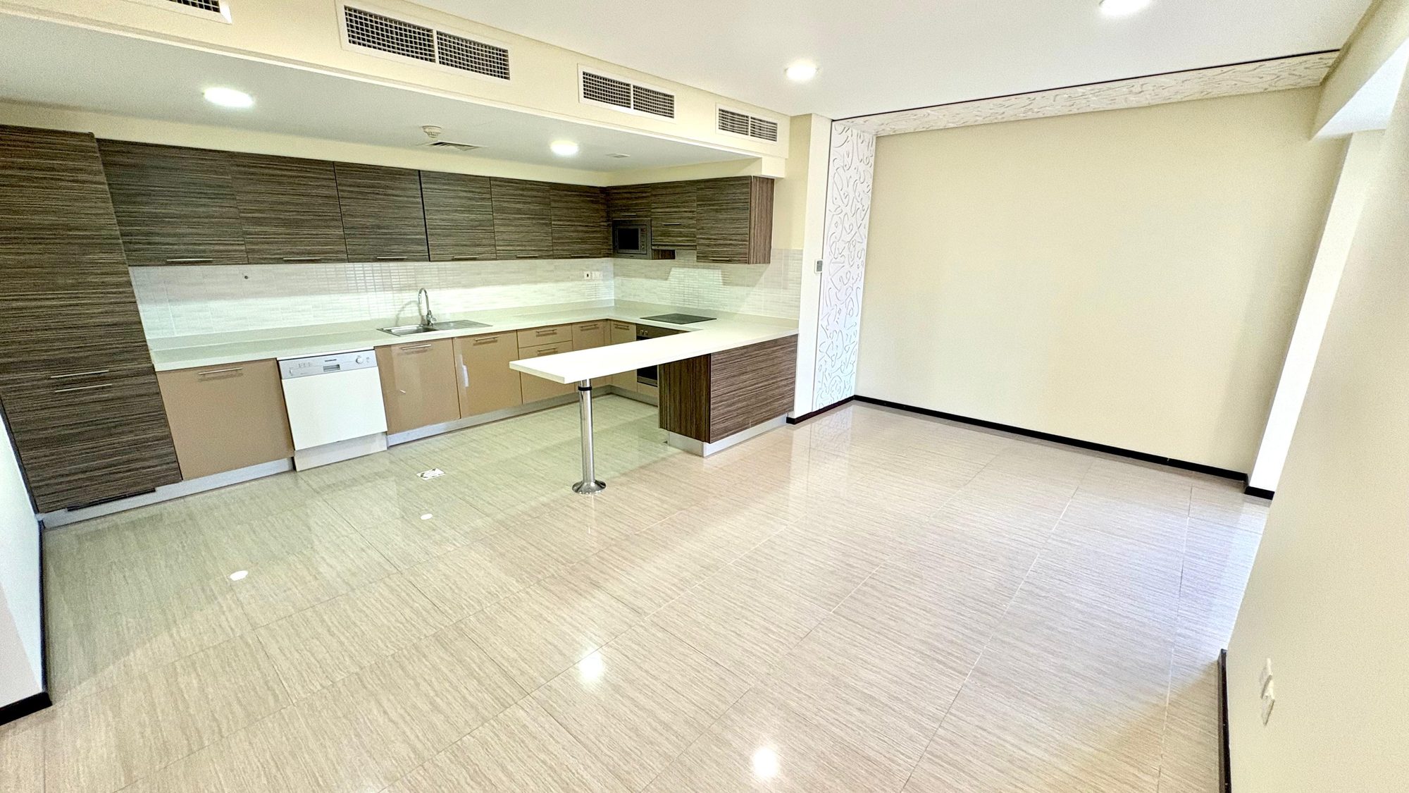 1 Bedroom Apartment with Water Views