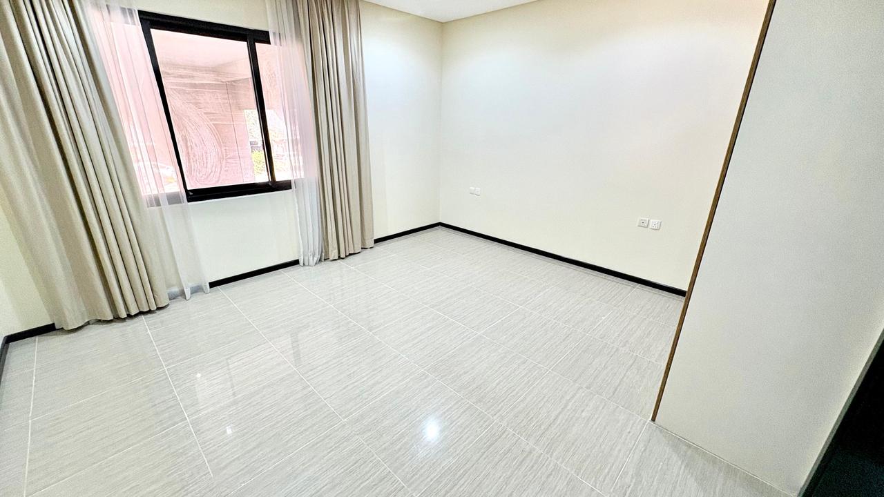 Three Bedroom Apartment with Shared Facilities