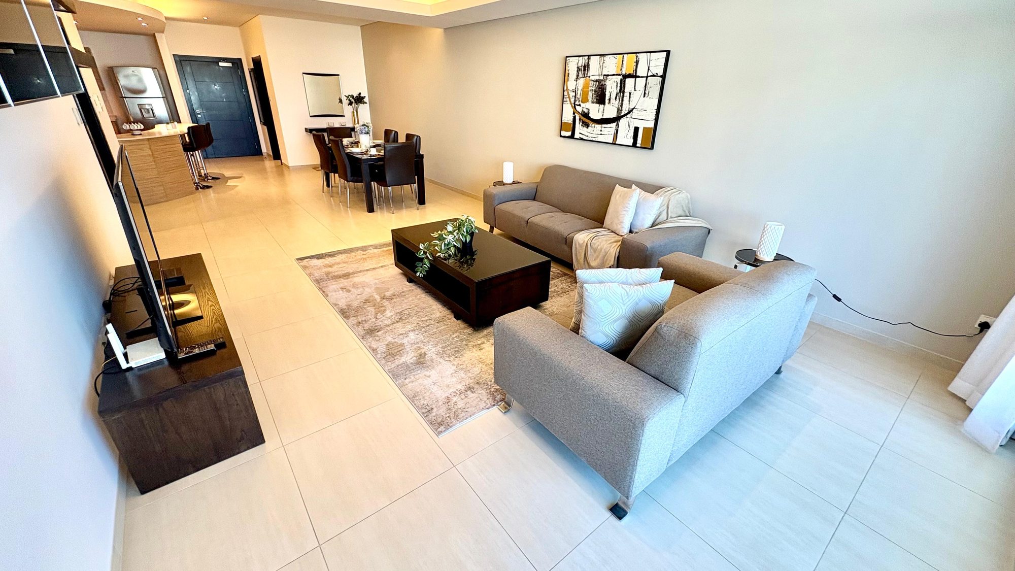 Two Bedroom Apartment with Concierge Services