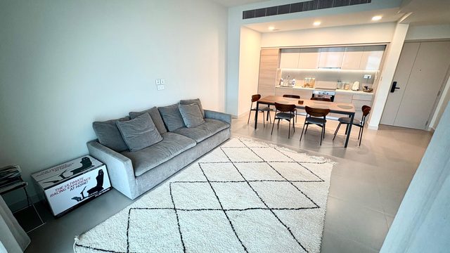 2 Bedroom Apartment with Waterfront Views