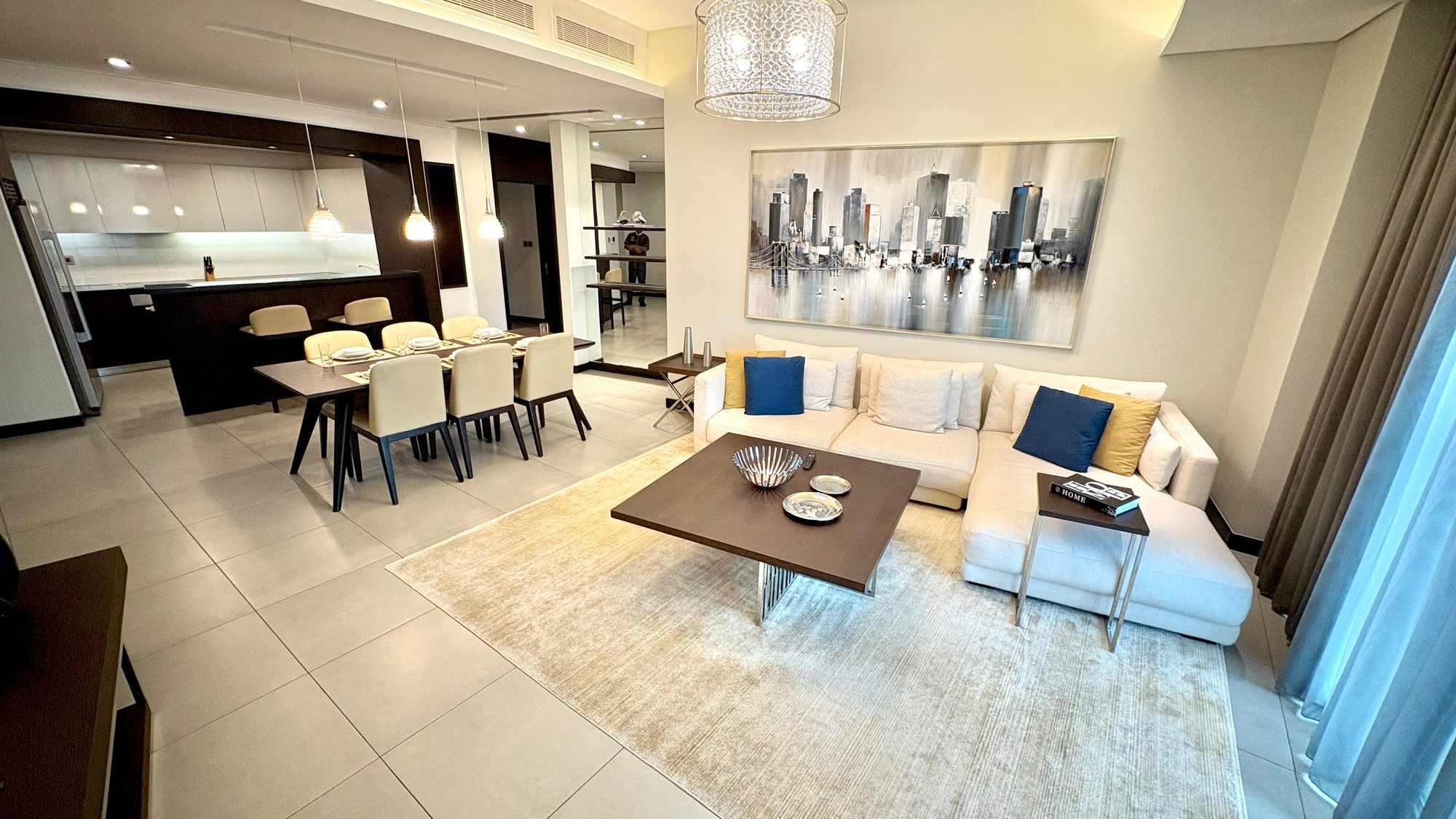 Two-Bedroom Apartment with Pool and Gym Access