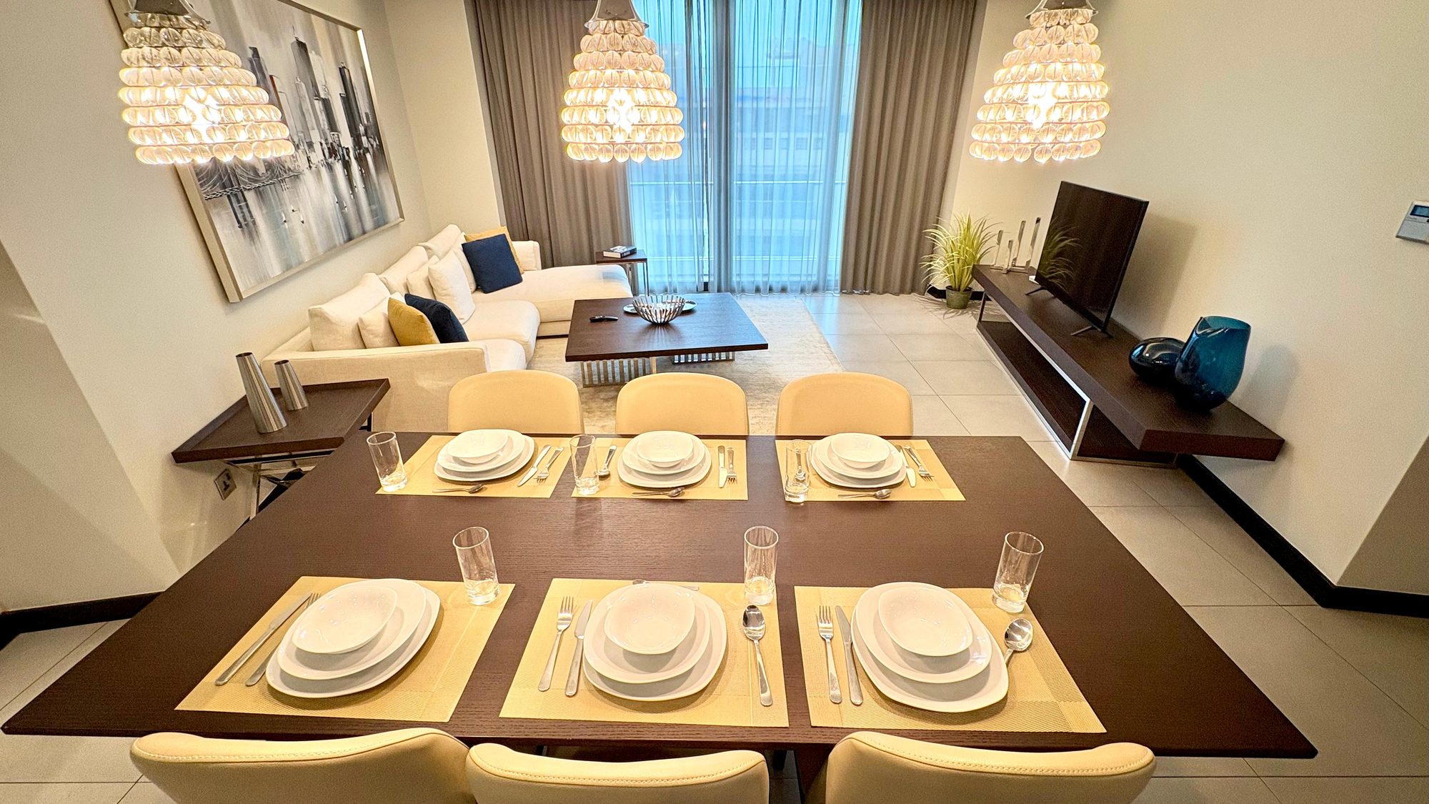 Two-Bedroom Apartment with Pool and Gym Access