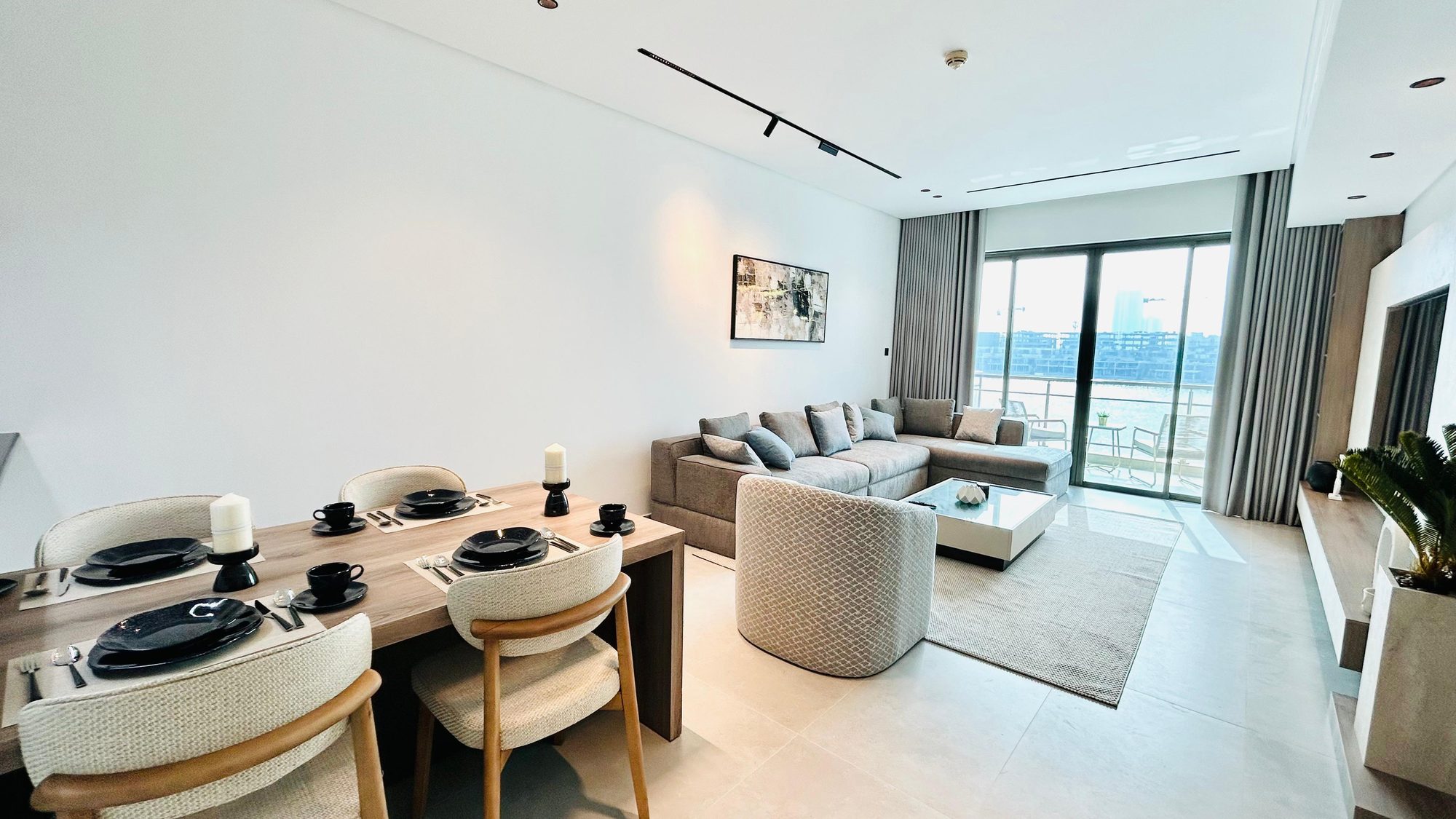 One Bedroom Apartment with Two Bathrooms