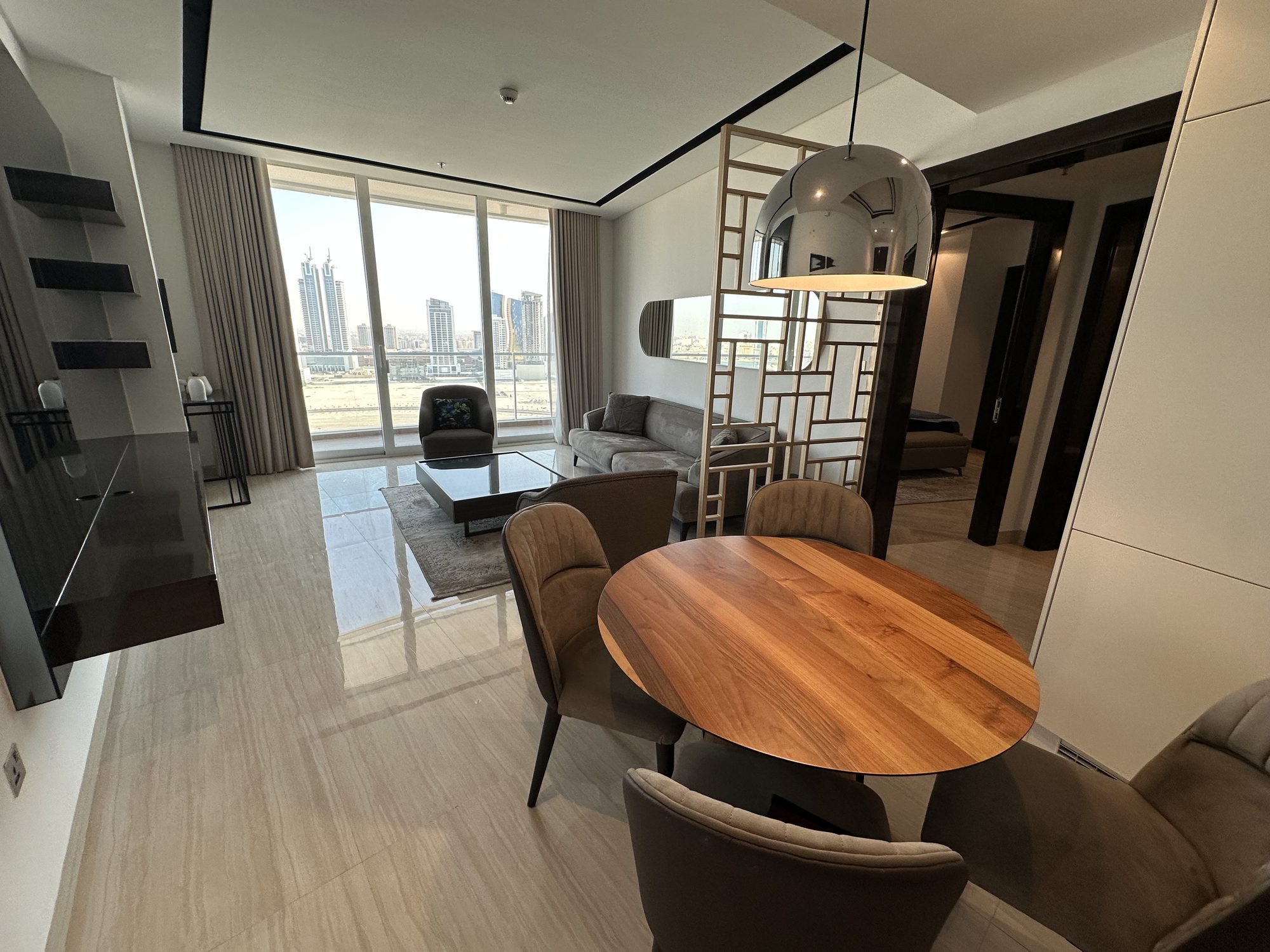 One Bedroom Apartment with Balcony and Parking