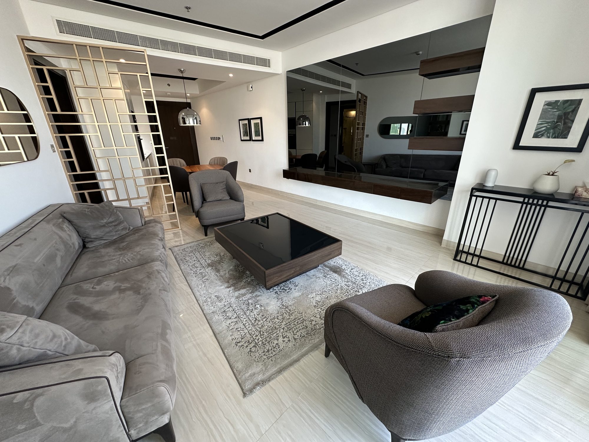One Bedroom Apartment with Balcony and Parking