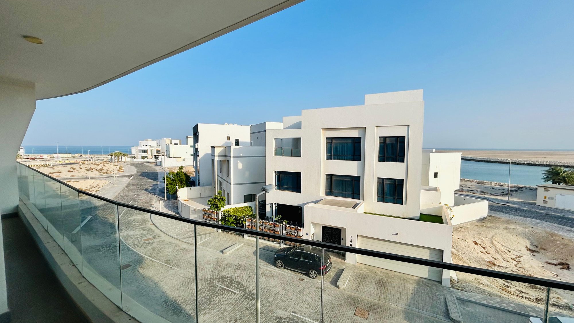 One-Bedroom Apartment, 90sqm, Two Bathrooms