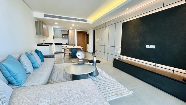 One-Bedroom Apartment, 90sqm, Two Bathrooms