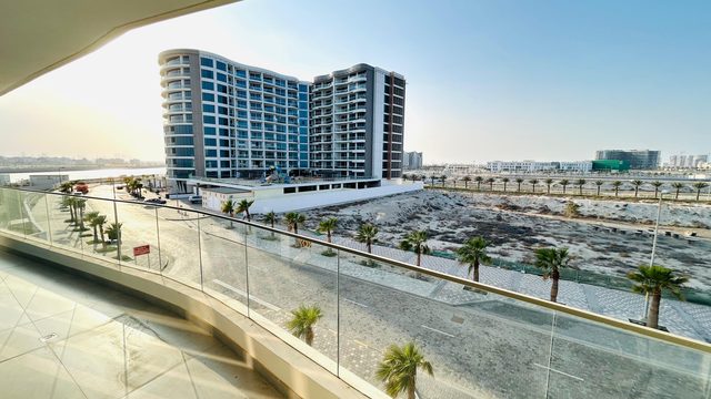 Two-Bedroom Apartment with Four Bathrooms