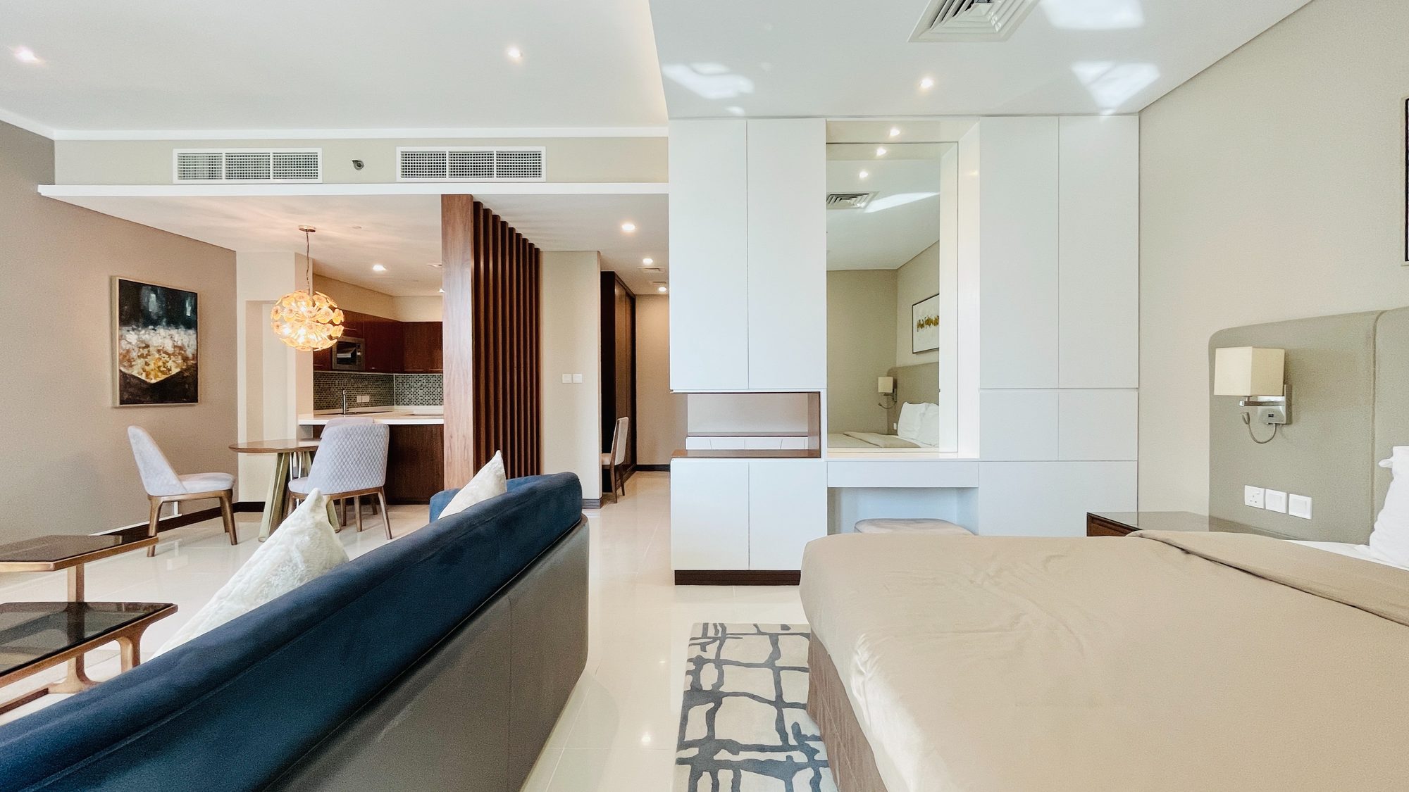 Studio Apartment with Balcony and Pool Access