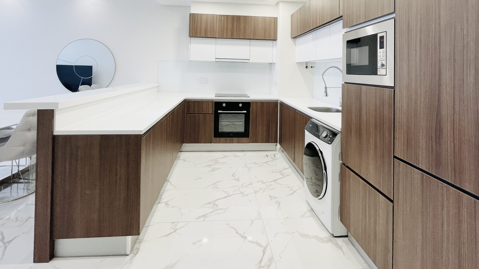 Three Bedroom Fully Furnished Apartment with Parking
