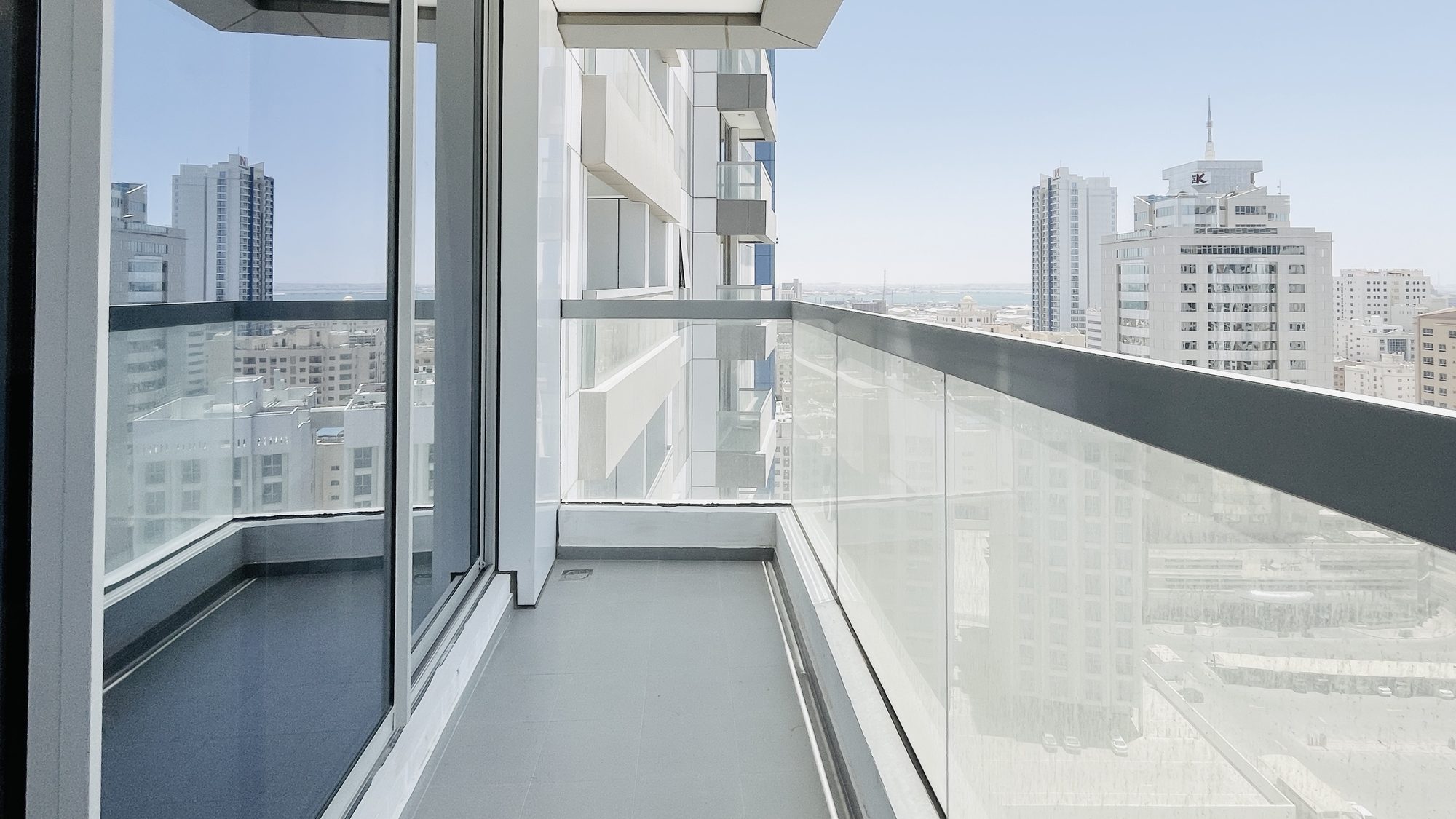 Two-Bedroom Apartment with Balcony and Pool
