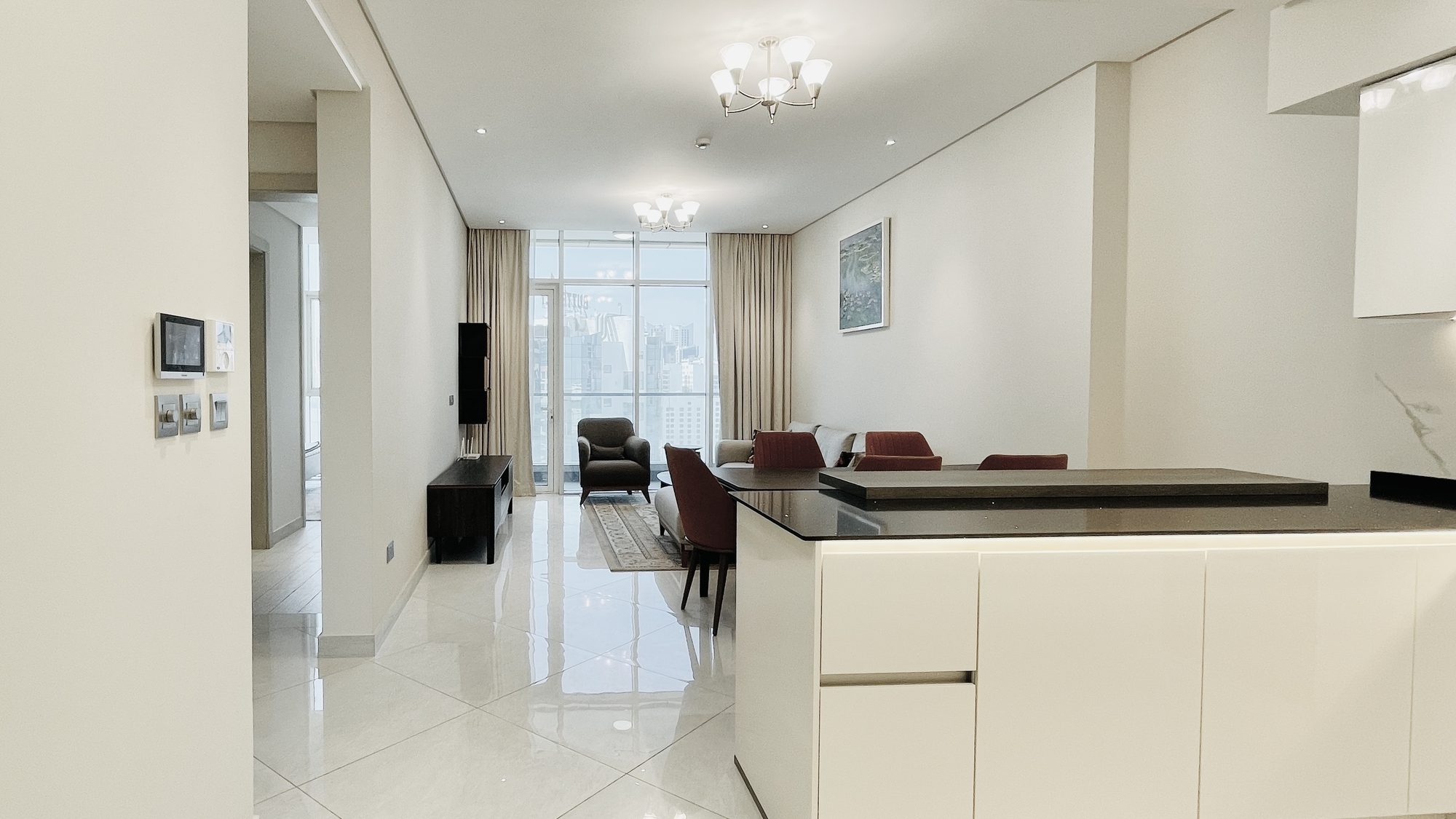 Two-Bedroom Apartment with Pool and Gym
