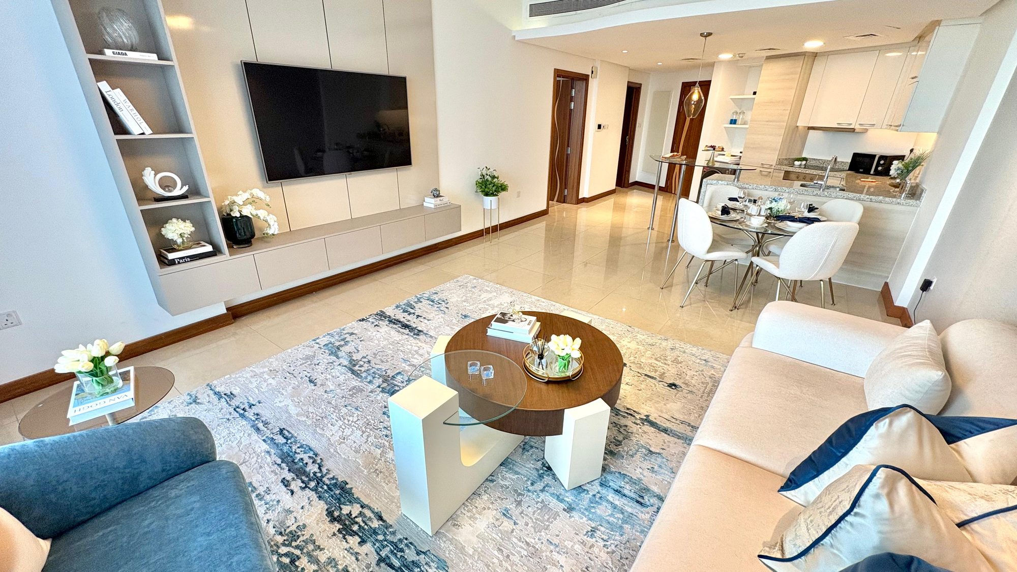 One Bedroom Apartment with Water Views