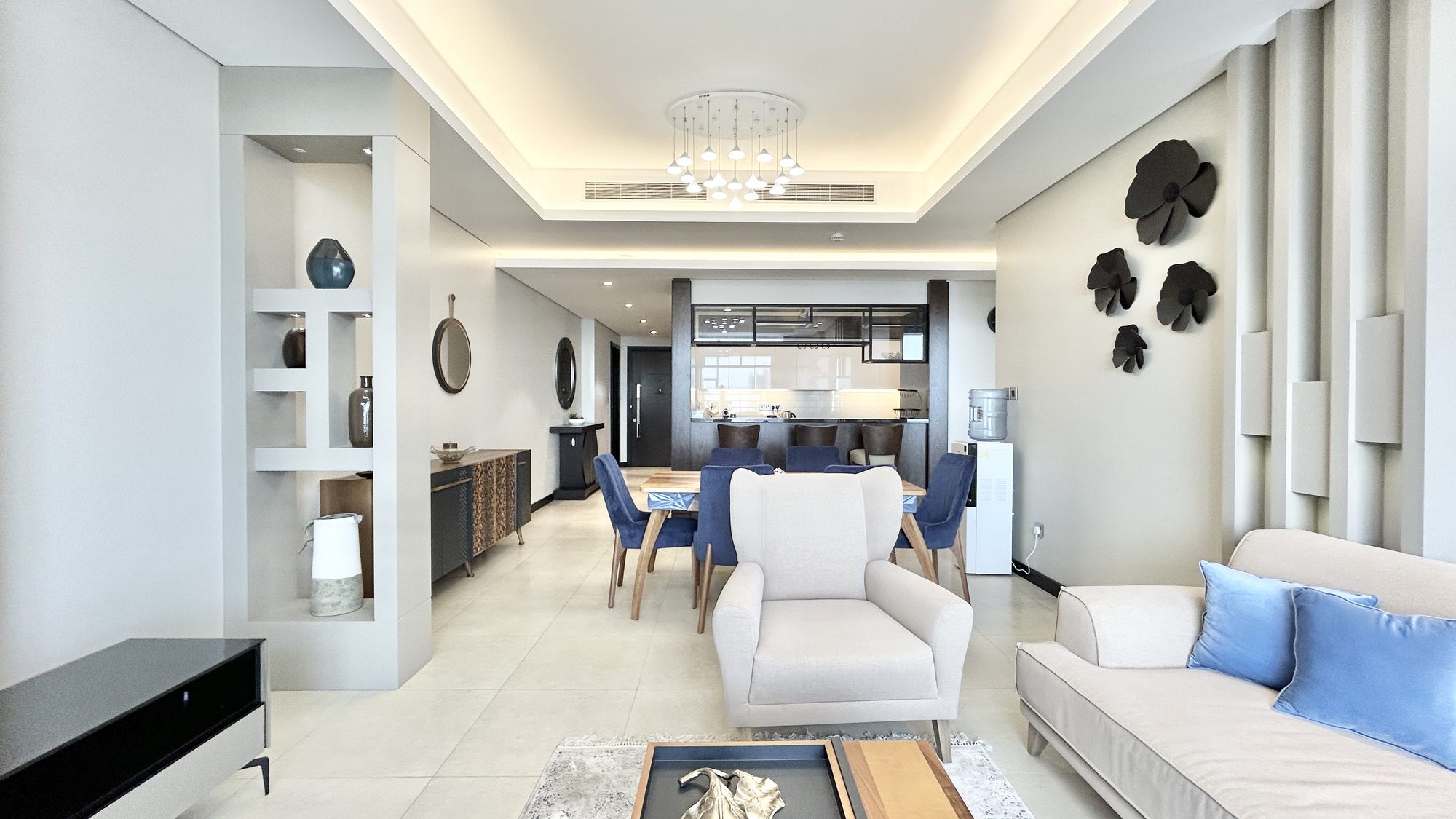 Two-Bedroom Fully-Furnished Apartment with Concierge