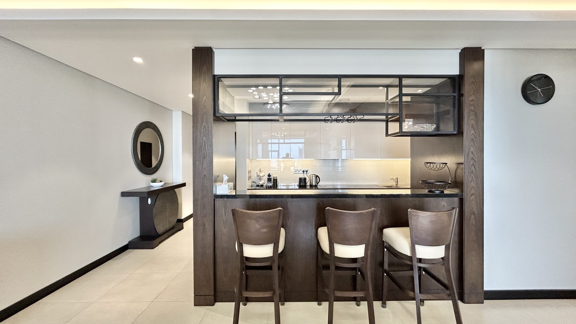 Two-Bedroom Fully-Furnished Apartment with Concierge