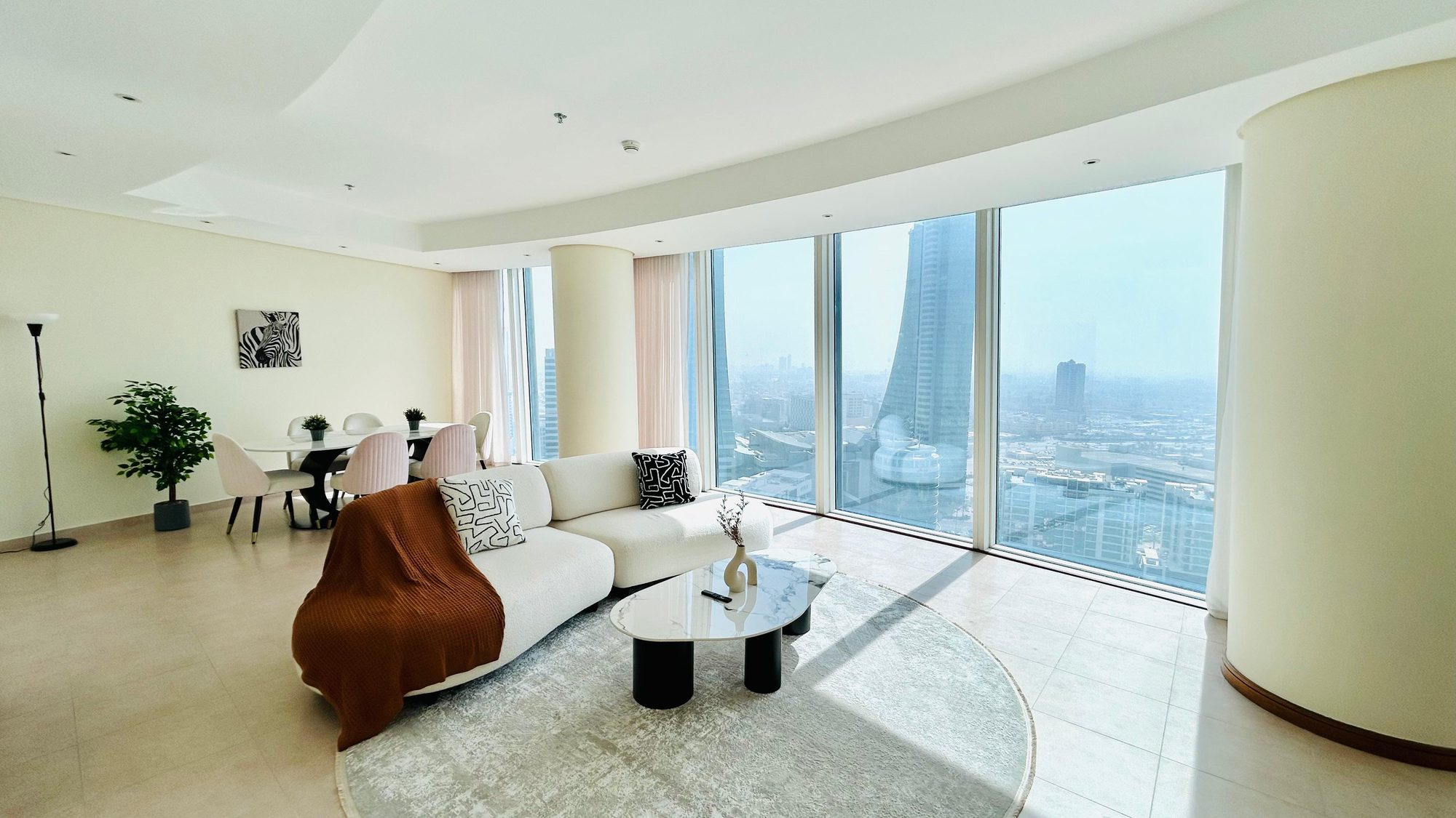 Two-Bedroom Apartment with Shared Pool and Gym