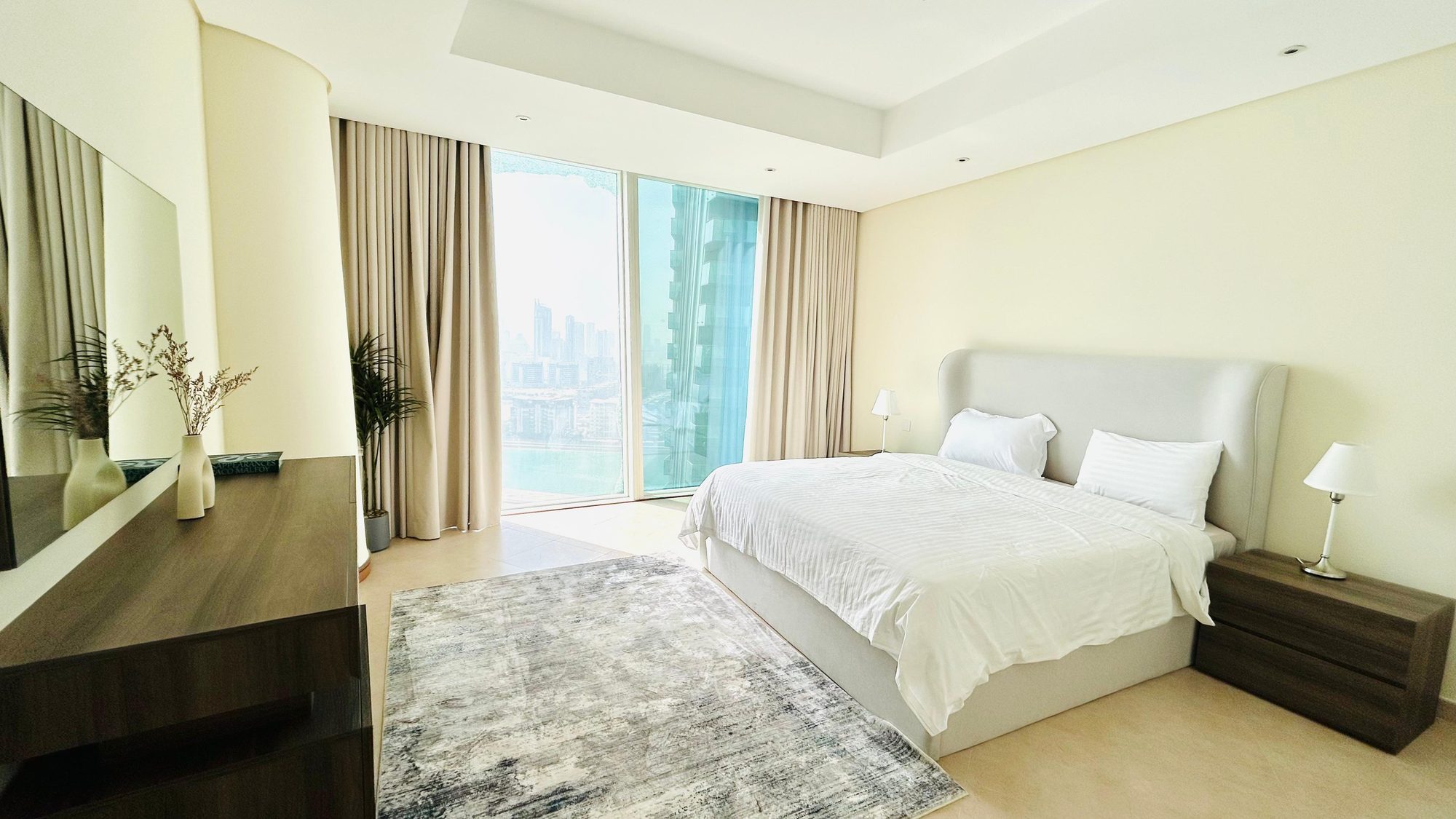 Two-Bedroom Apartment with Shared Pool and Gym