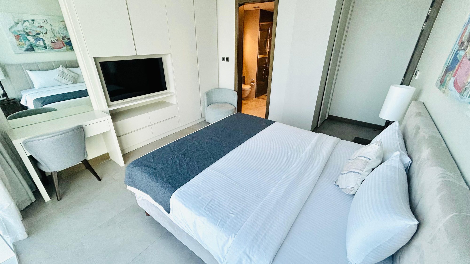 One Bedroom Apartment with Pool and Gym