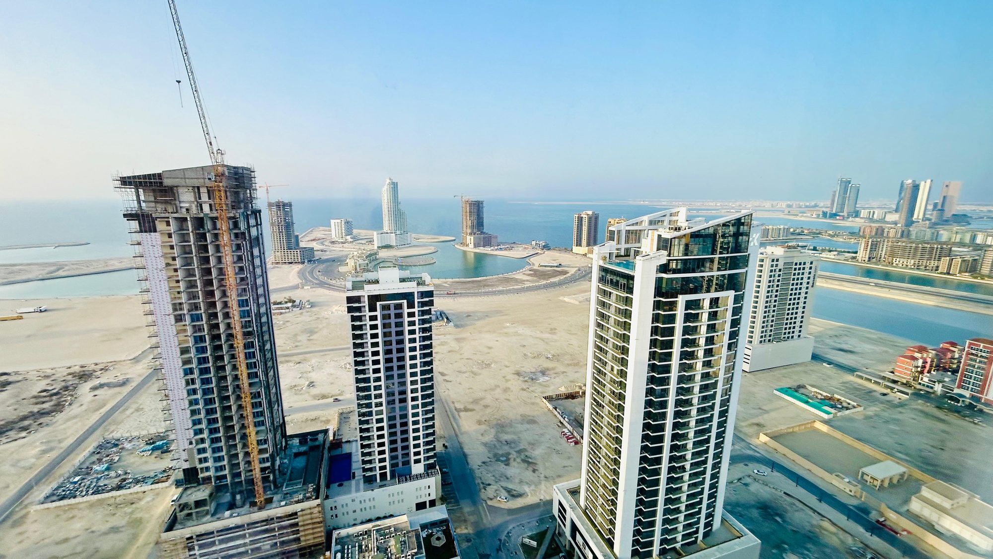 One Bedroom Apartment with Pool and Gym