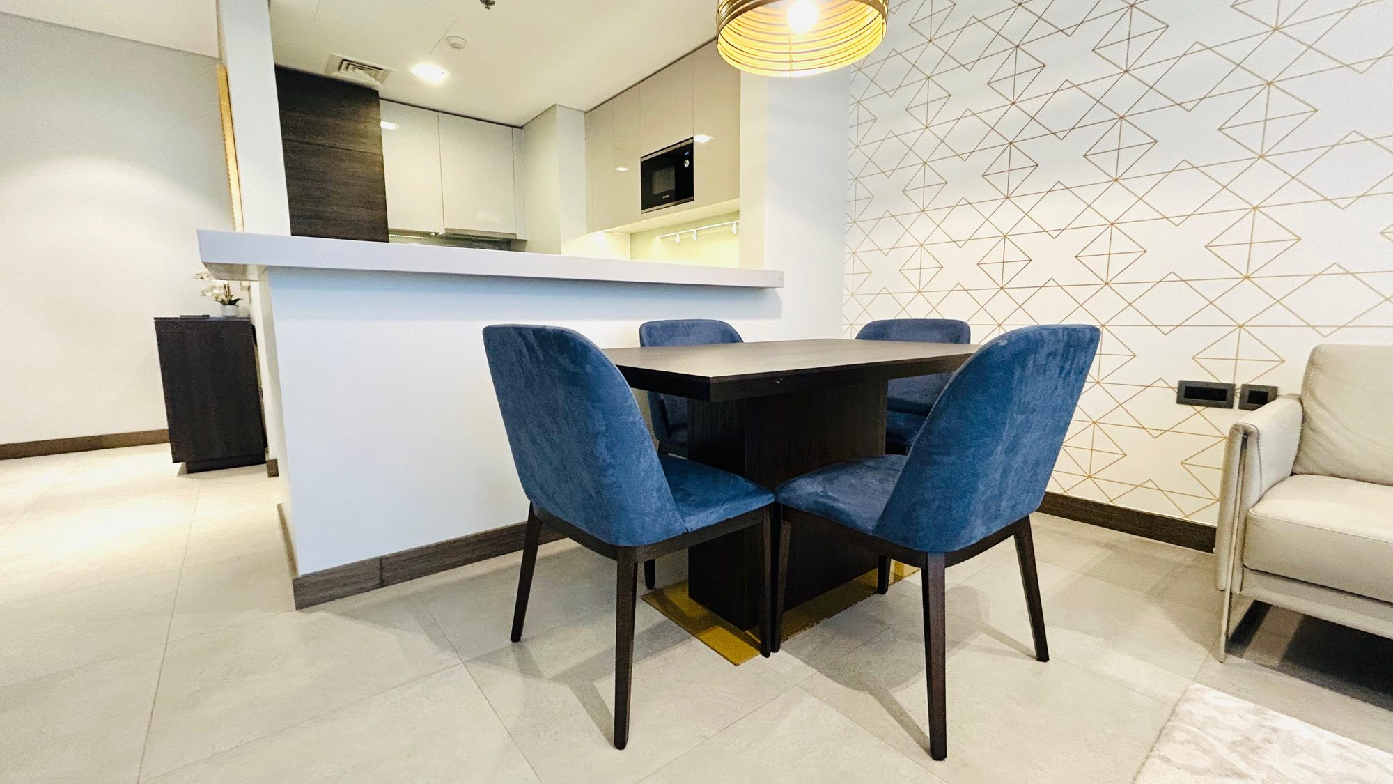 One Bedroom Apartment with Pool and Gym