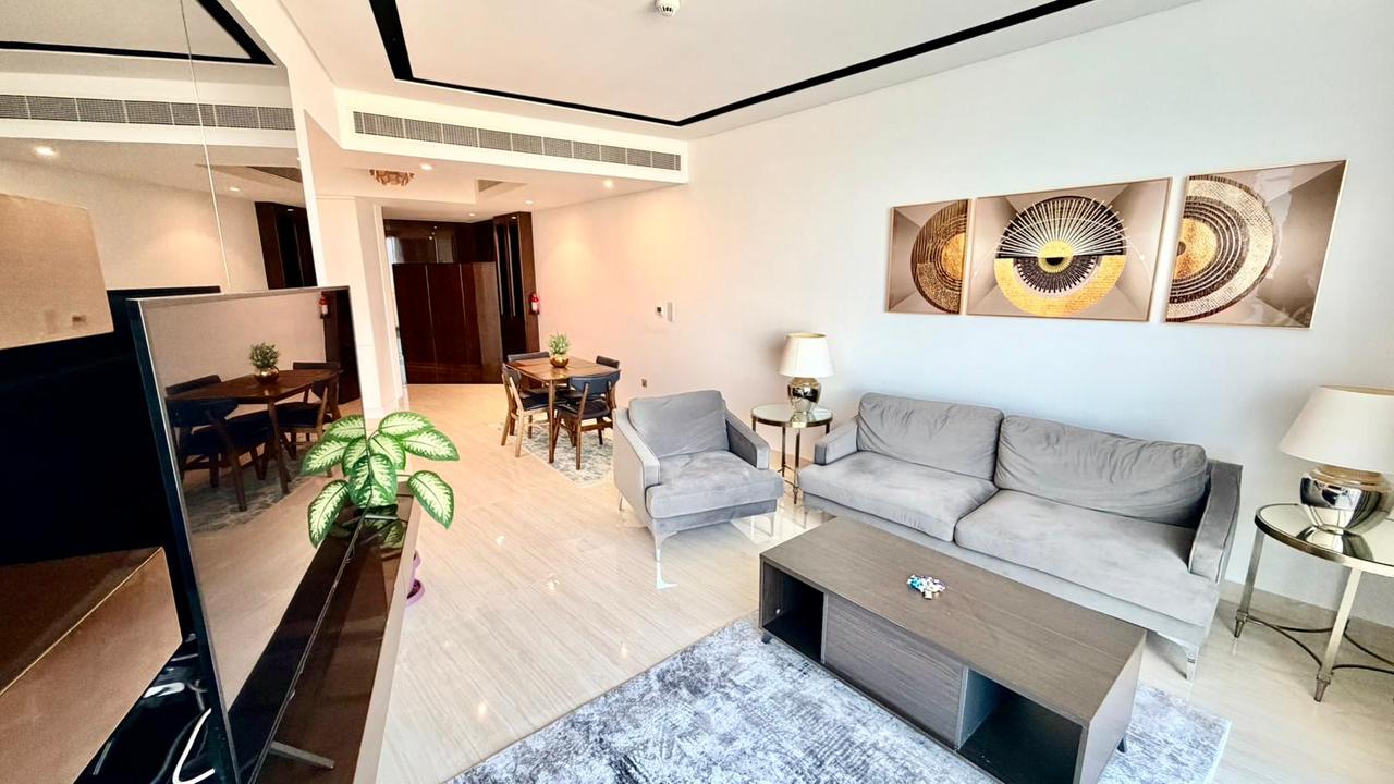 Two-Bedroom Apartment with Private Jacuzzi